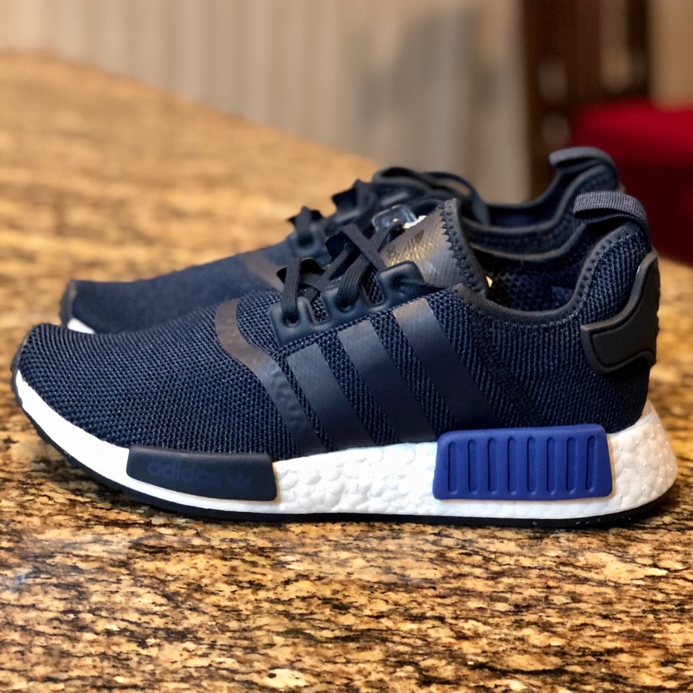 NEW Adidas NMD R1 boost womens